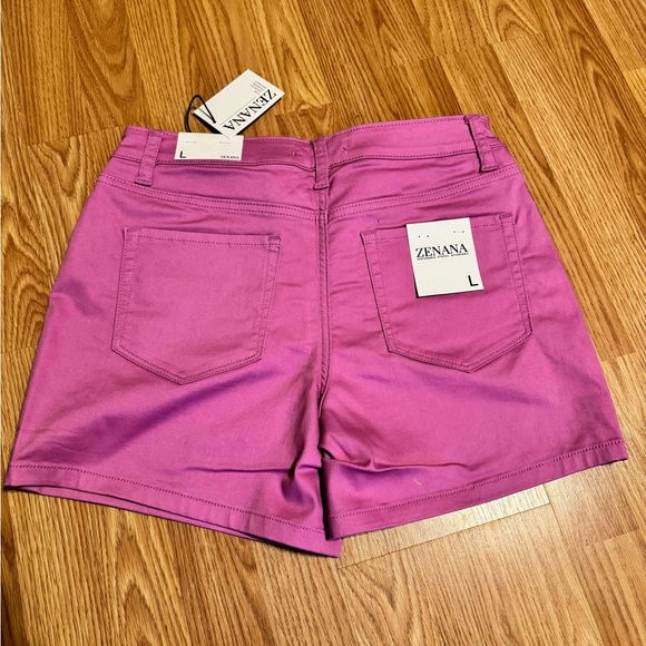 Zenana - Picture 2 of 2